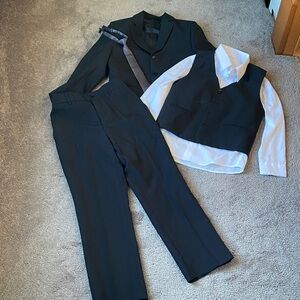 Shiny Penny Black Five Piece Suit Set SIZE 9